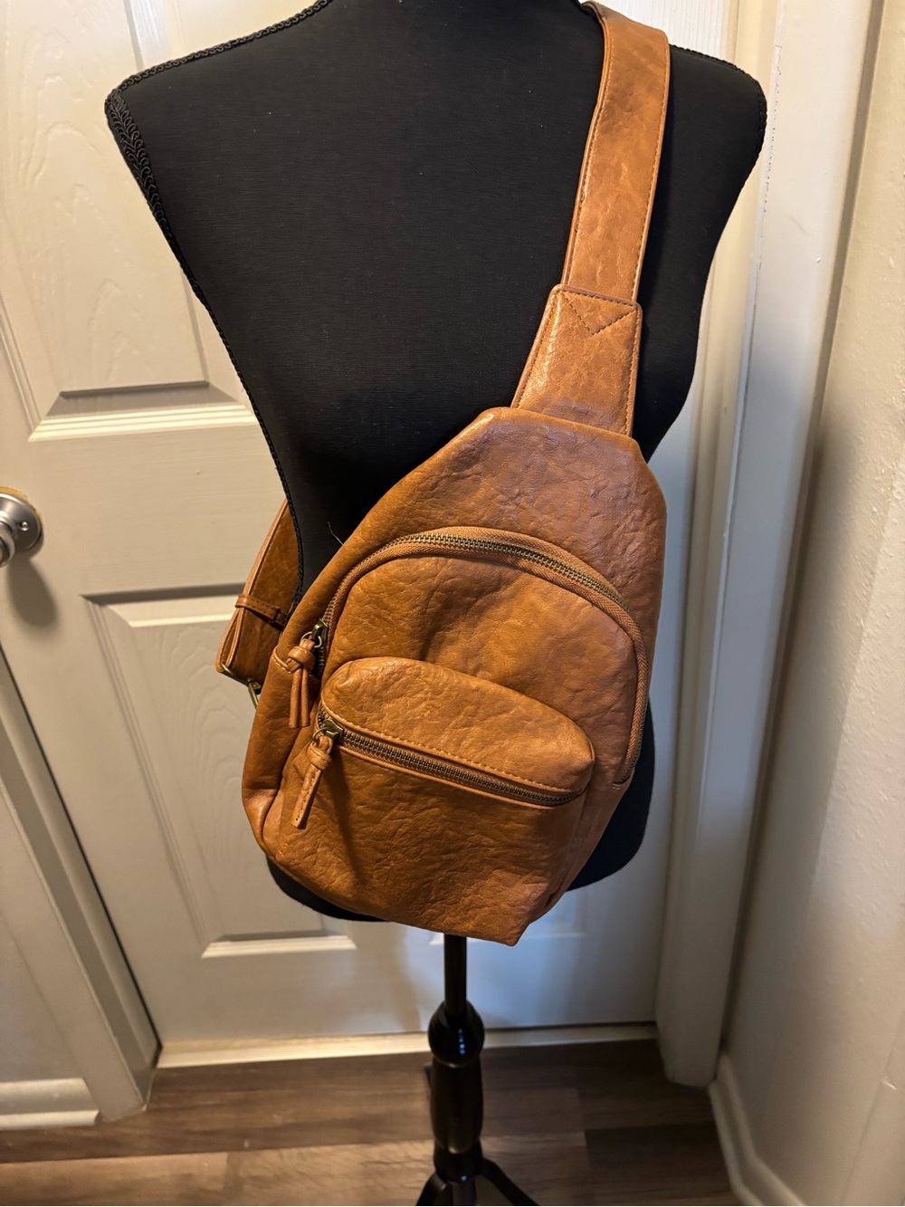 Tan Faux-Leather Crossbody Sling Bag - Casual Everyday Style